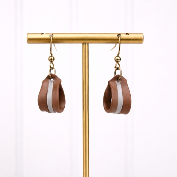 Set of Three Brown and White Earrings Trio - Picture 4 of 6